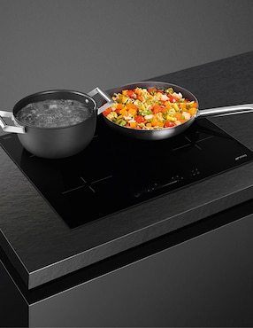Parrilla eléctrica empotrable Smeg